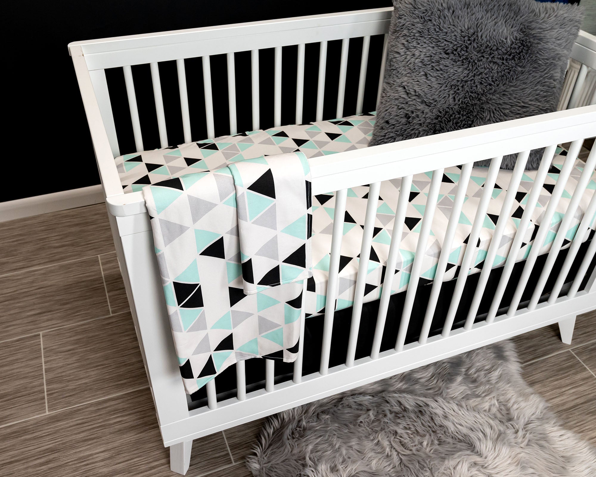 Minty Origami Deluxe Crib Bedding Set